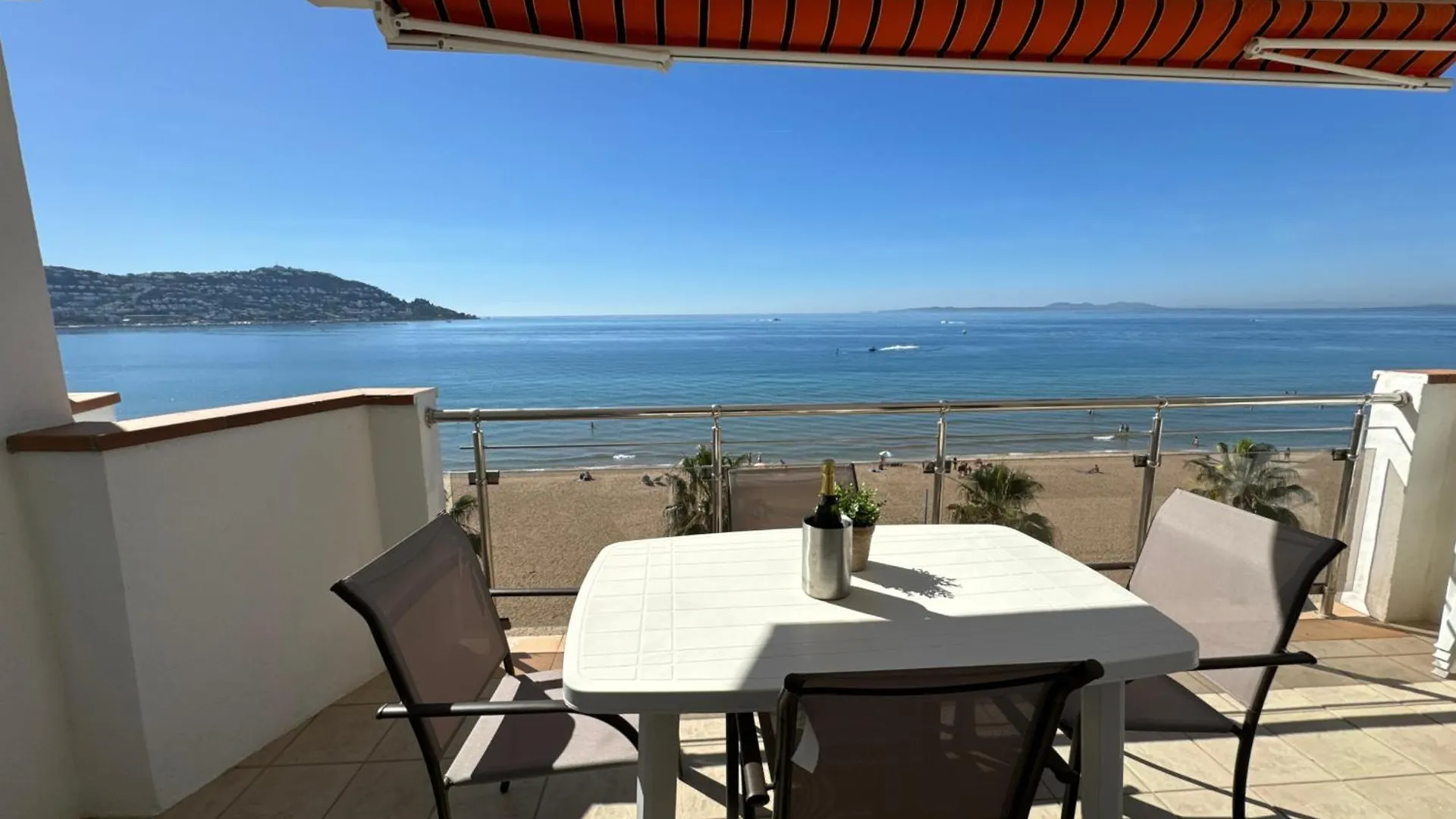 Europa 51 Apartman Roses