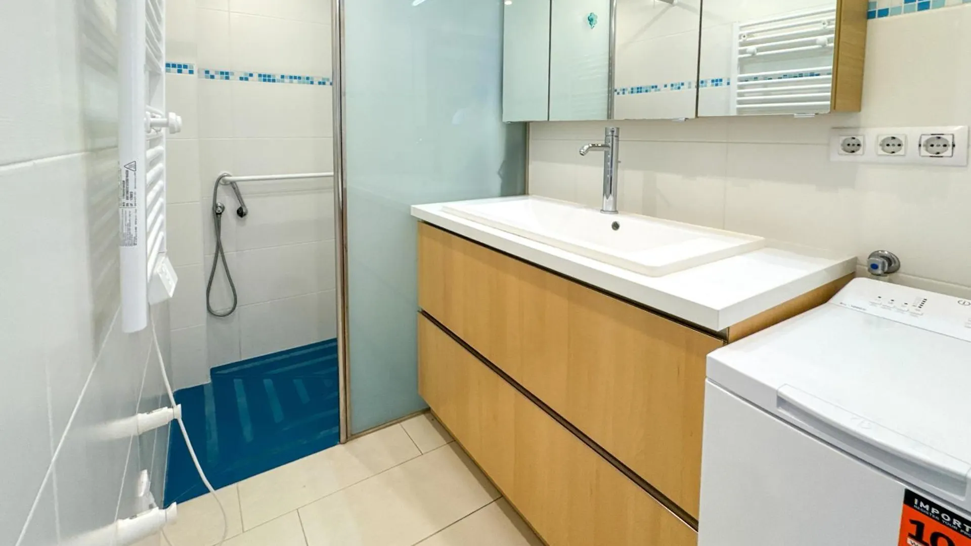 Europa 51 Apartman Roses