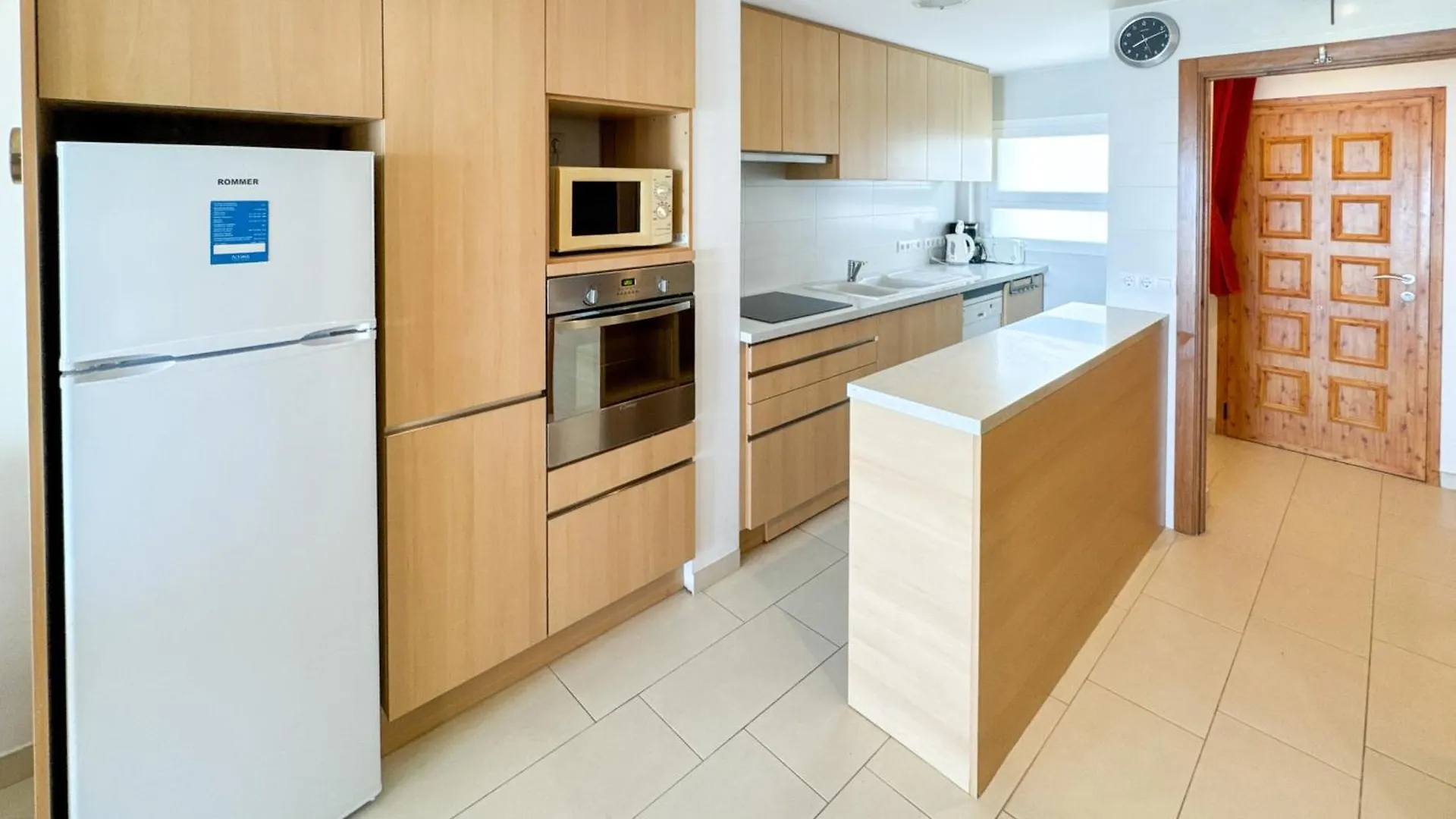 Europa 51 Apartman Roses